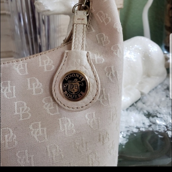 Dooney & Bourke Handbag - Picture 7 of 7